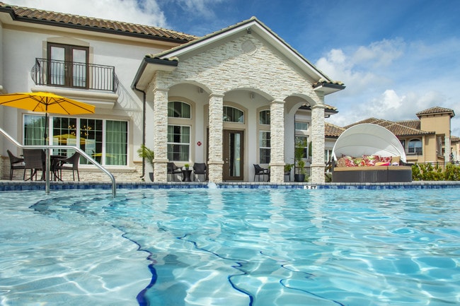 Salt Water Pool - Portofino at Championsgate Apartments