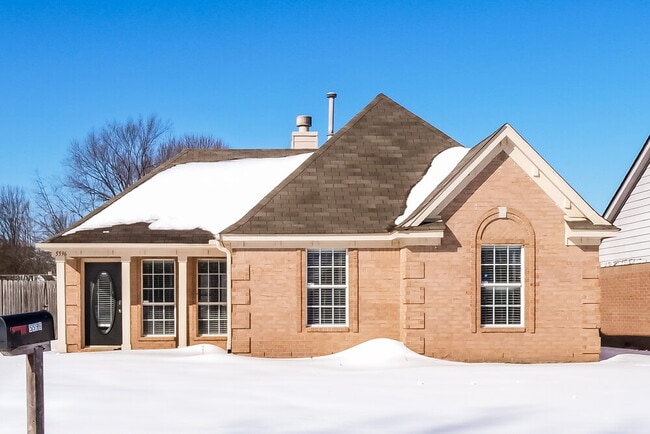 Building Photo - 5596 Walden Valley Cove