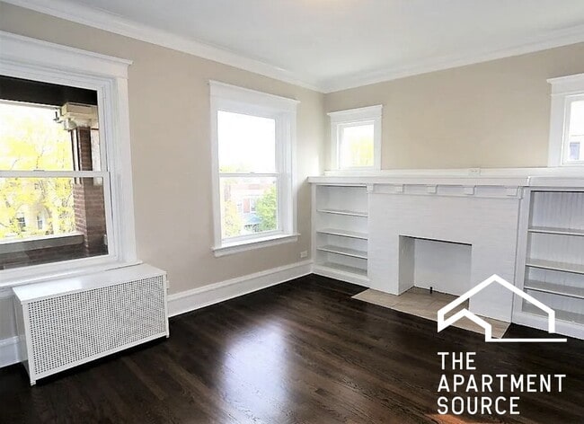 Building Photo - 1437 W Carmen Ave Unit 1F