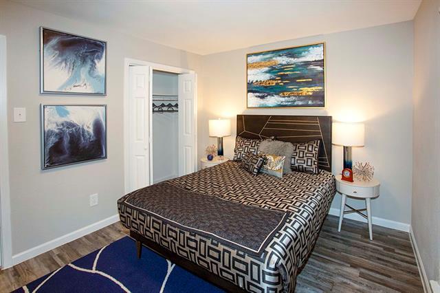 Photo - 14208 Heritage Cir