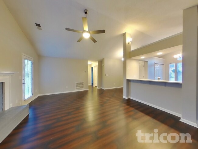 Photo - 1131 Yorkdale Dr