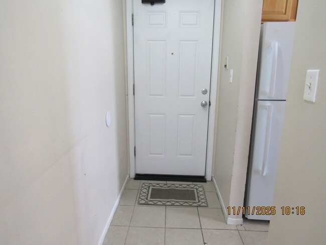 Photo - 1156 Copperfield Ln Unidad E Rental