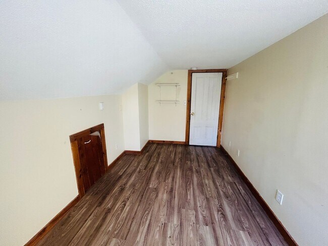 Photo - 156 Main St Unit 2