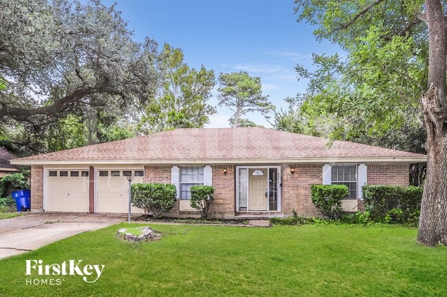 Building Photo - 8002 Larkspur Dr