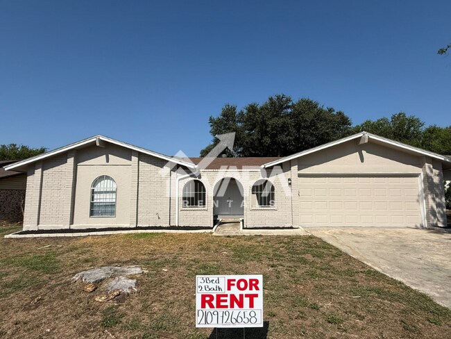 Photo - 8327 Greenham