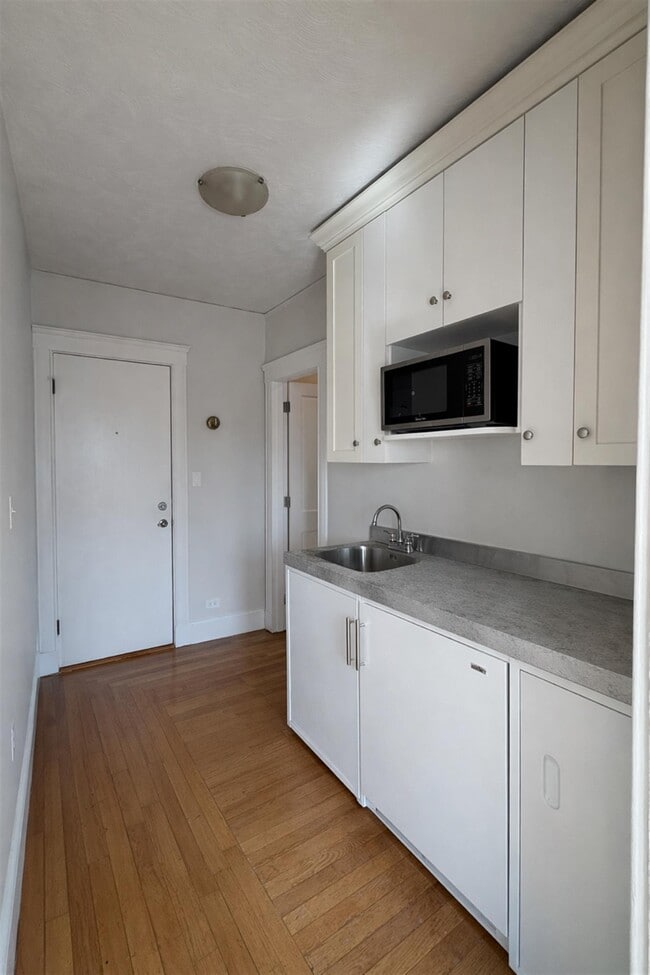 Photo - 441 Broadway Unit 2