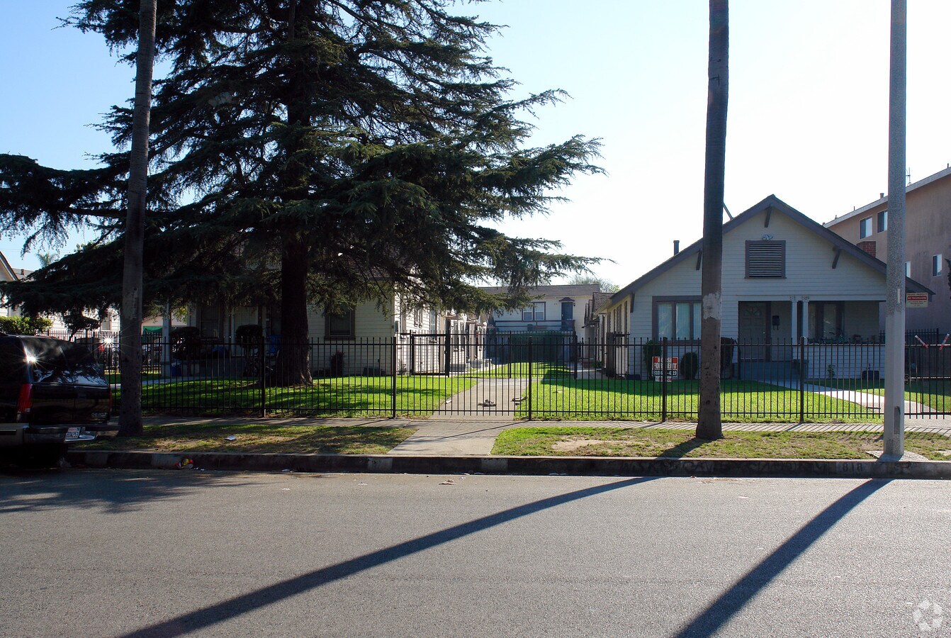 Photo - 810-810.5 Myrtle Ave