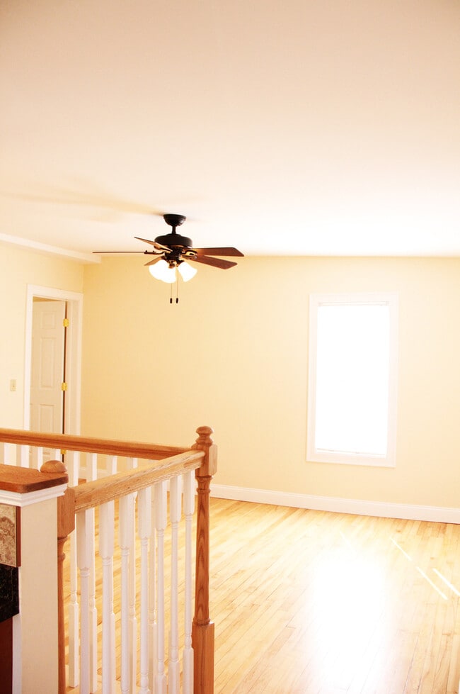 Photo - 69 Spring St Unit APT C