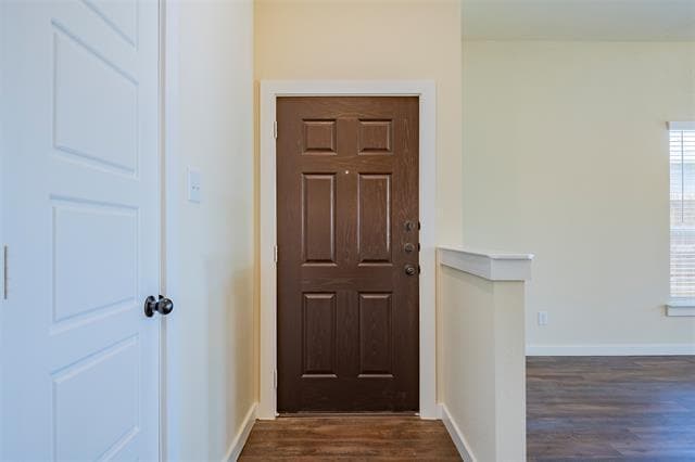 Building Photo - 708 Blackland dr