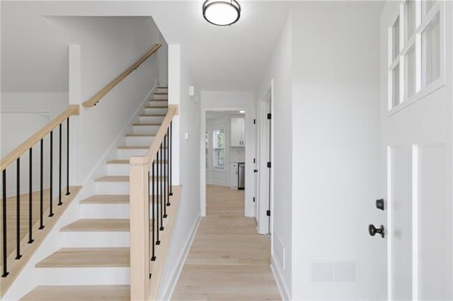 Photo - 230 Pinebridge Ct