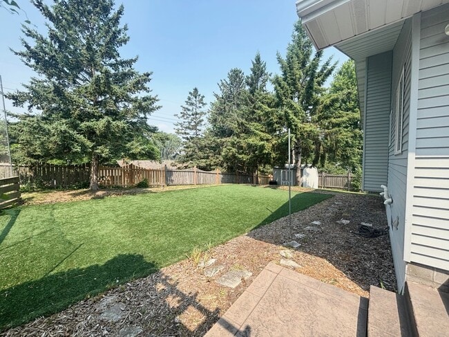 Photo - 524 10th Ave SW