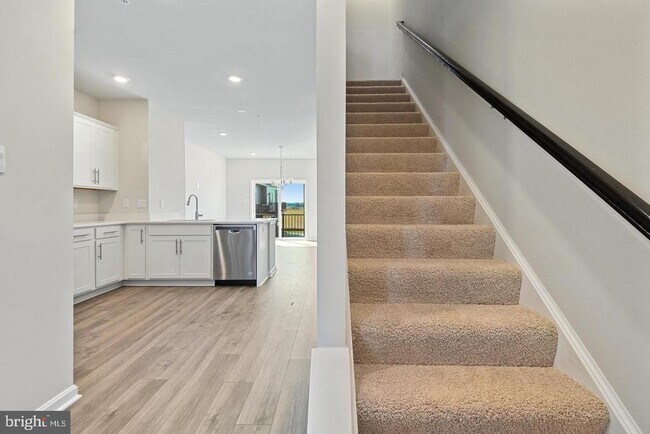 Photo - 344 Ensemble Wy