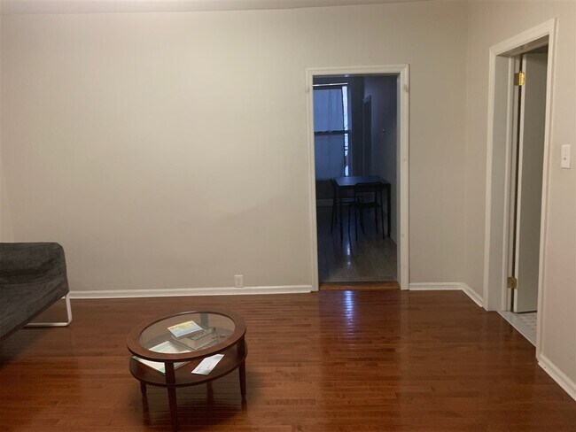 Photo - 543 Newark Ave