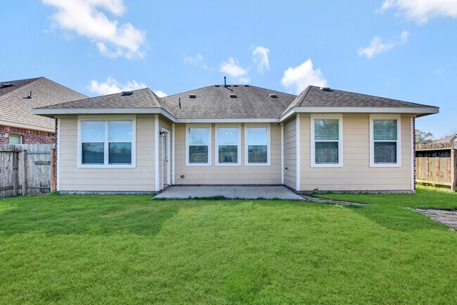 Photo - 5210 Lakota Trail