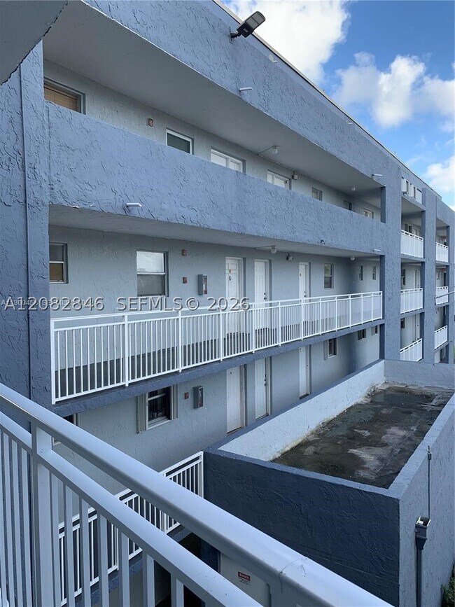 Photo - 9359 Fontainebleau Blvd Unit F307