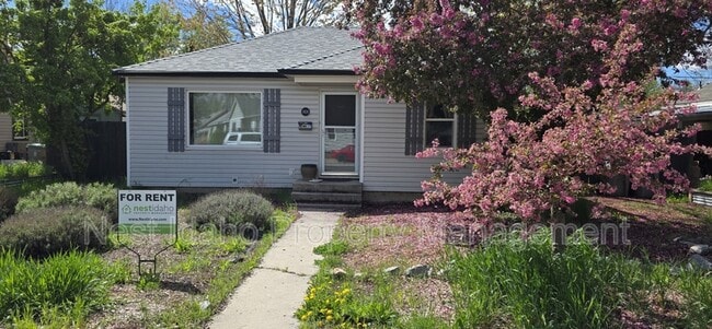 Building Photo - 1628 S Reinhart Dr