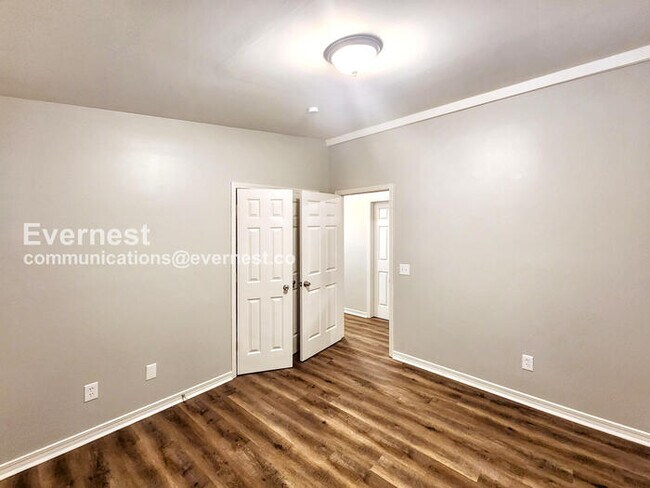 Photo - 3 Bed/2 Bath Home with Carport / Pet-Friendly / Available Now!