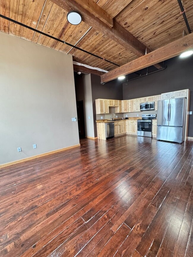 Building Photo - 70 Webster St Unit 305