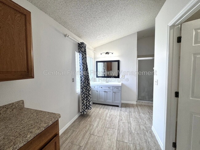 Photo - 3752 Becontree Pl