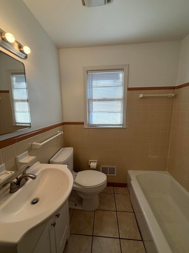 Photo - 119 Woodside Rd