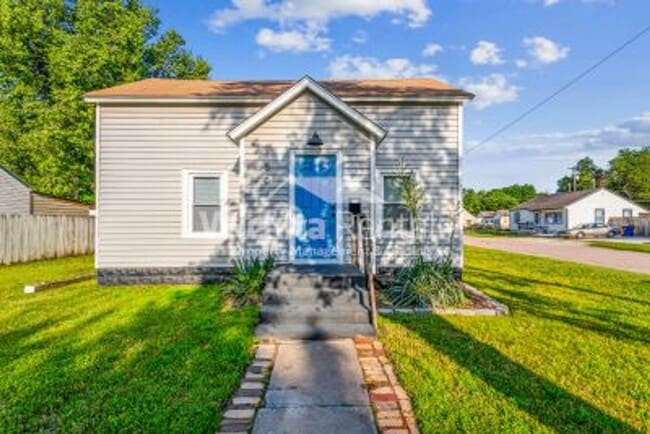 Newly remodeled 3 bedroom 1 bath home - Newly remodeled 3 bedroom 1 bath home