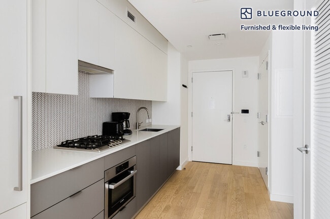 Photo - 244 W 29th St Unit FL15-ID2142