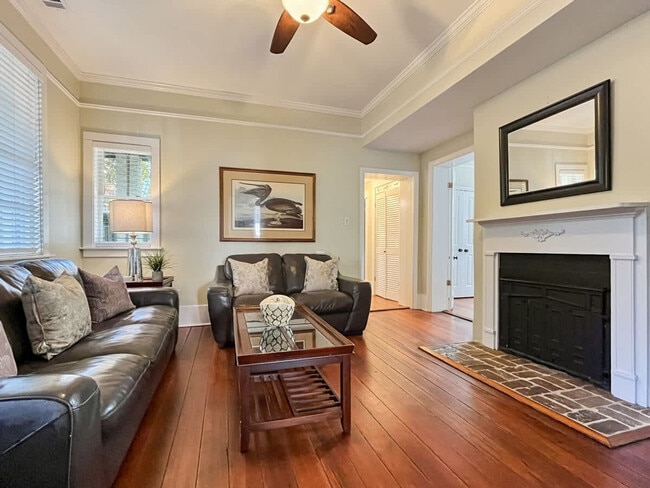 Photo - 209 W Bolton St Apartment Unit ID1244819P
