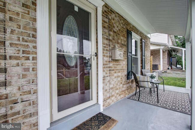 Photo - 9505 Old Georgetown Rd