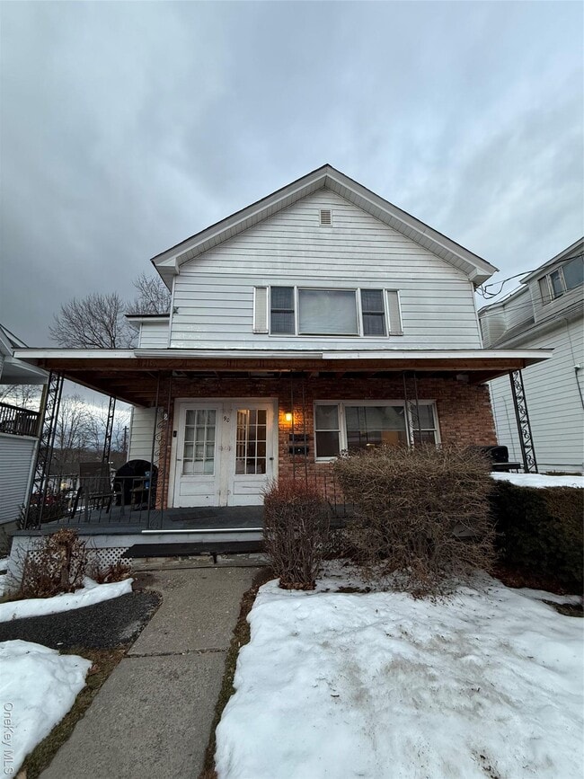 Building Photo - 90 W Main St