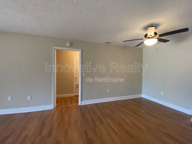 Photo - 412 Banyon Tree Cir Unit Apt 202