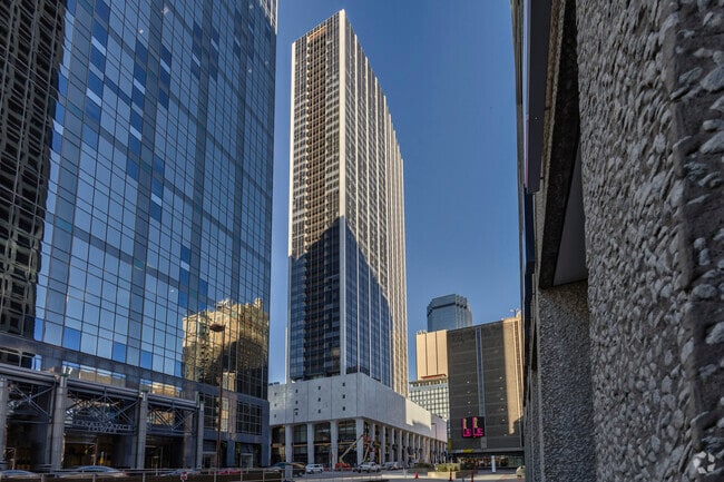 Building Photo - The National