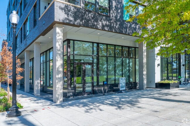 Entrance - Jayde Parkside