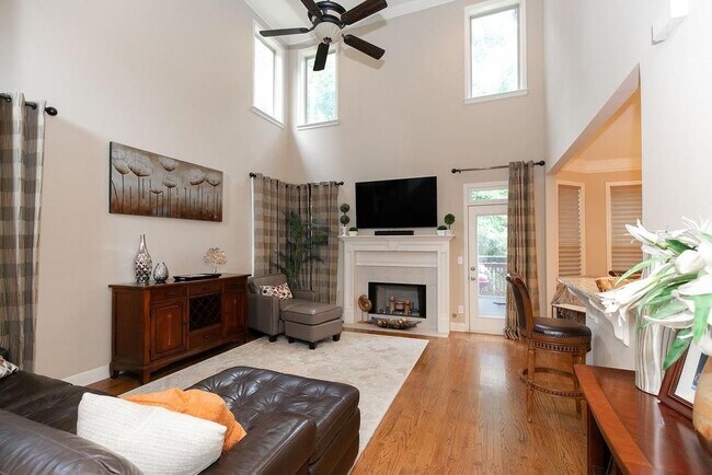 Photo - 6595 Bonanza Trail