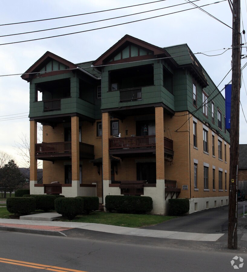 Photo - 226 Court St Apartments
