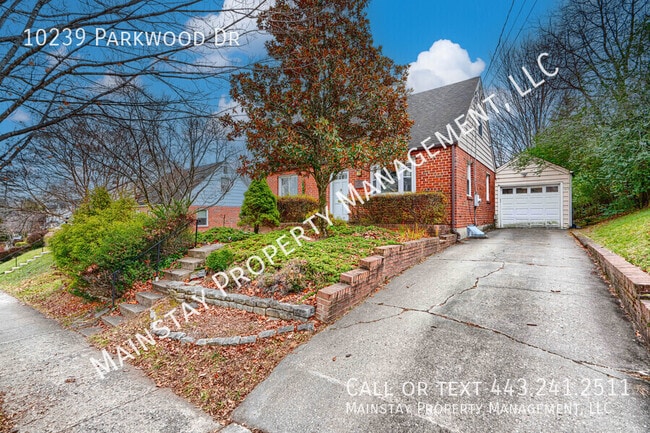 Photo - 10239 Parkwood Dr