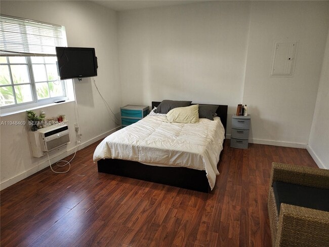 Photo - 1345 Pennsylvania Ave Unit 4C