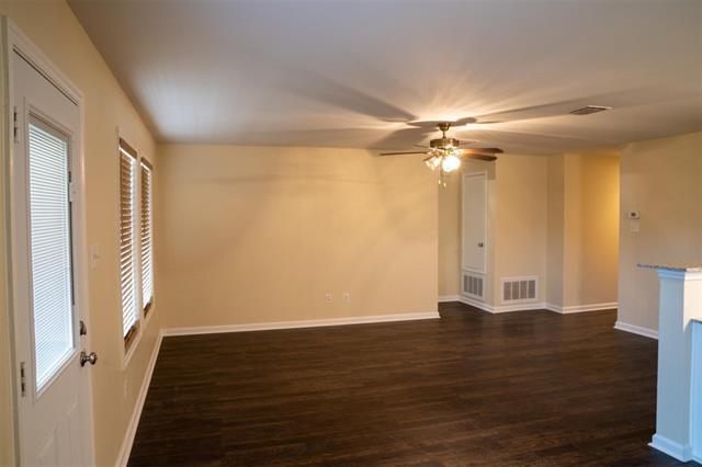 Photo - 1204 Sage Dr