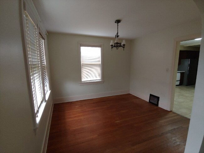 13 Alexander Ave