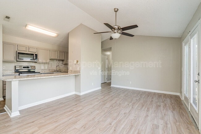 Photo - 6165 Meadow Rose Ln