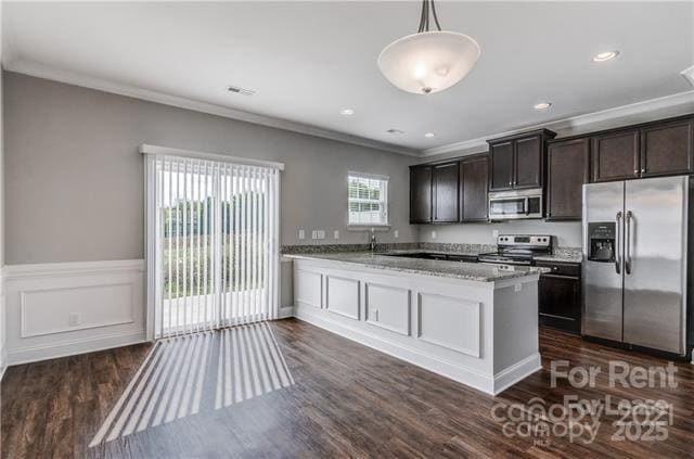 Photo - 333 Halton Crossing Dr SW