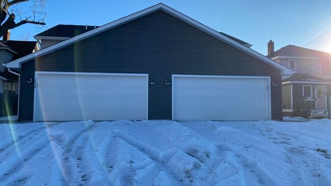 Photo - 1515 Carroll Ave