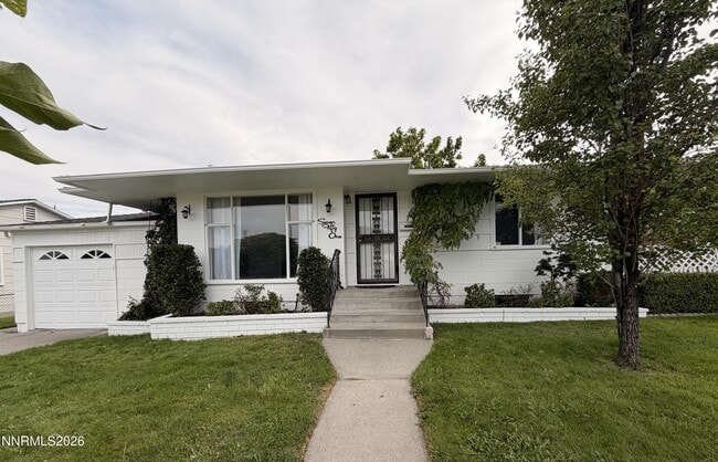 Photo - 751 Balzar Cir