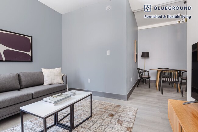 Photo - 161 W 54th St Unit FL6-ID1492