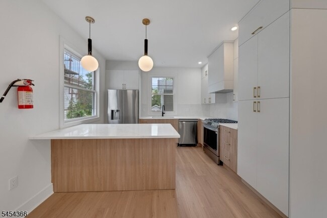 20 Lexington Ave