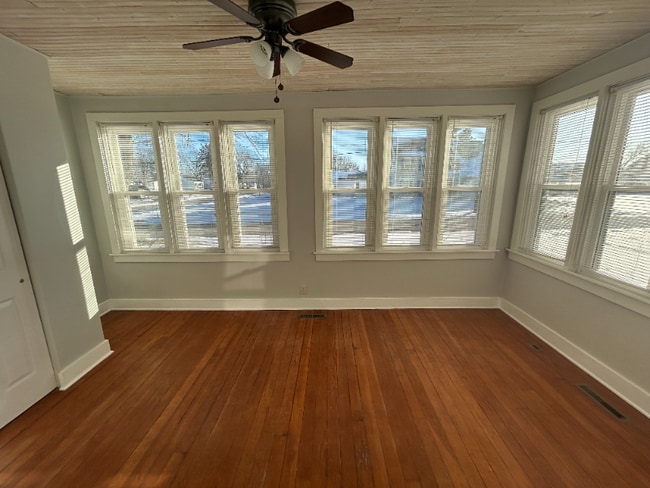 Photo - 201 Bonito St