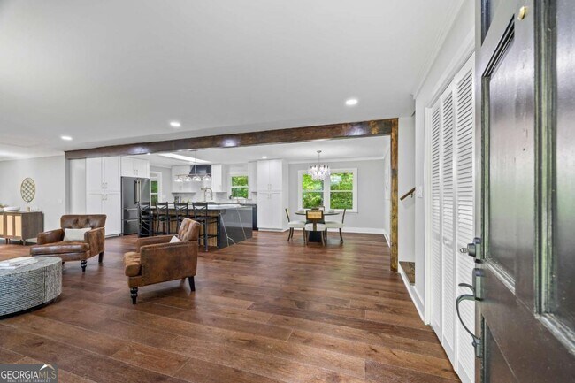 Photo - 125 Terrell Dr