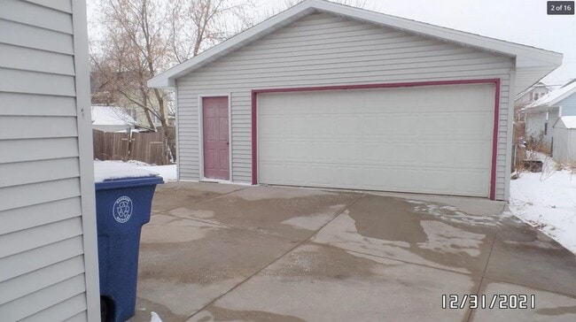 Photo - 406 W 7th Ave