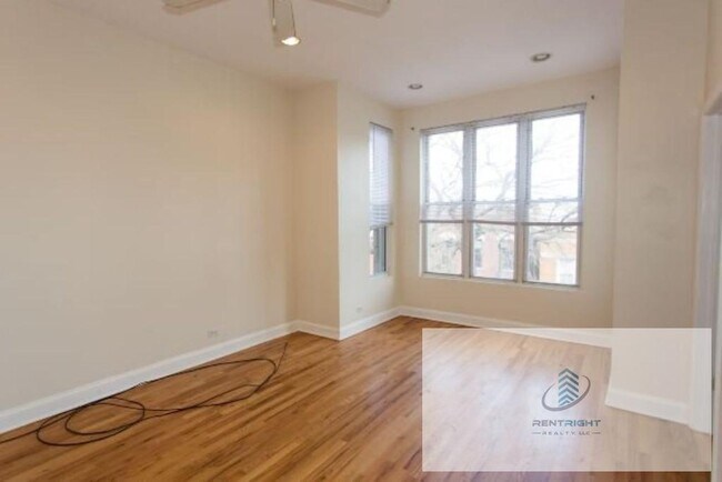 Photo - 1411 W Erie St