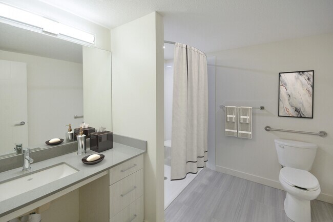 Photo - Pines Edge III