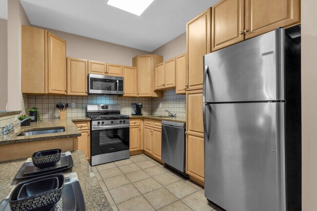 Washington Square Apartments